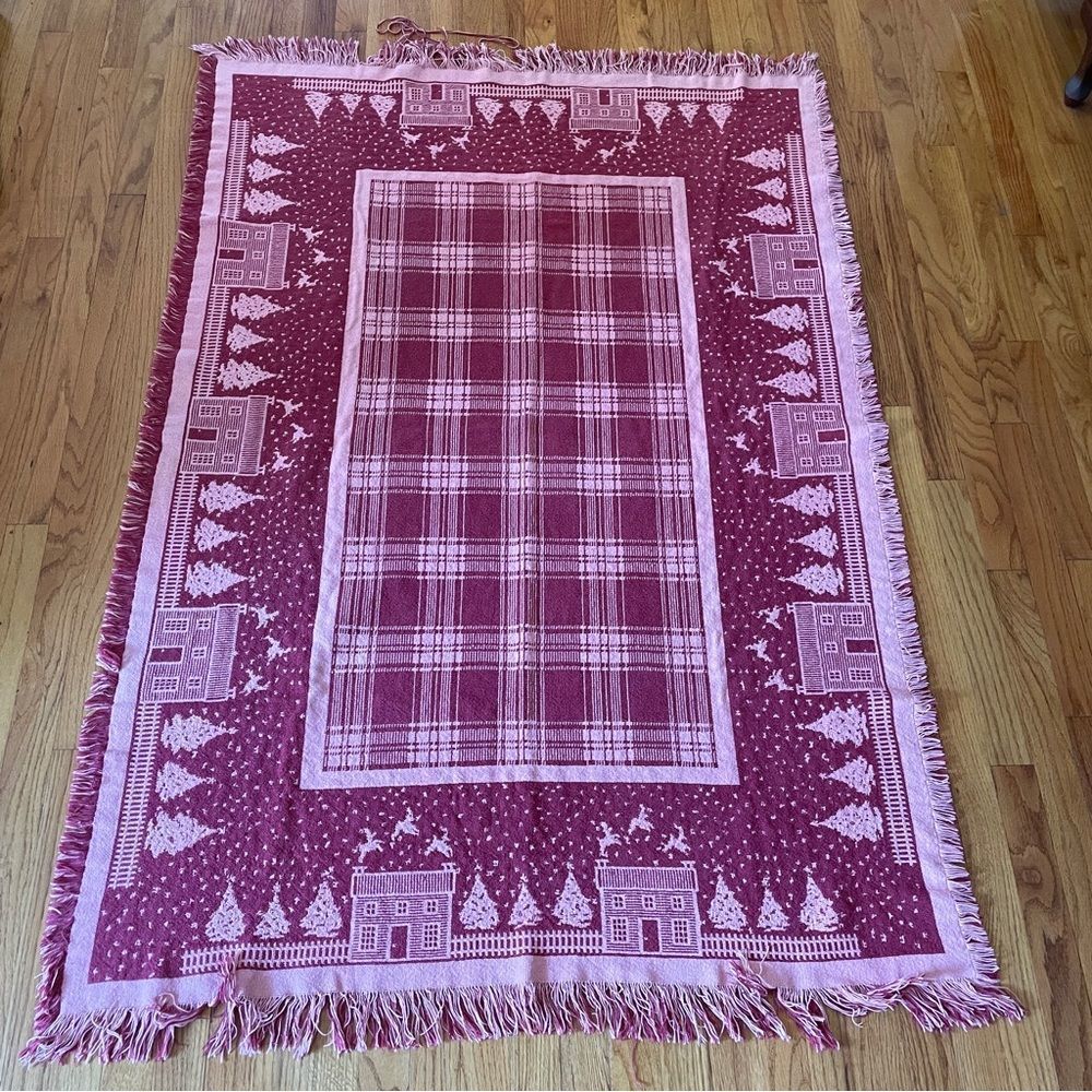 vintage Christmas woven tapestry throw blanket Red pink  44” X 64” decor